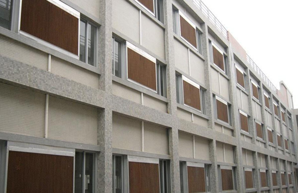 养猪厂降温用水帘可行吗？